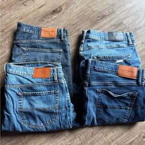 4 pairs Lucky Brand Men's Denim 36/30 sold together